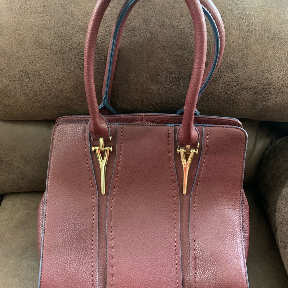 NWOT Elegant Burgundy Leather Handbag